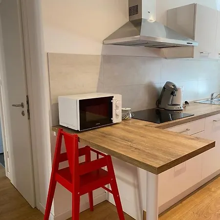 Апартаменти De La Gare *