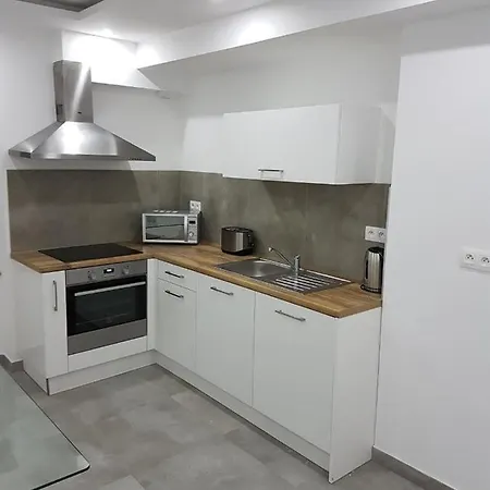 Апартаменты De La Gare *